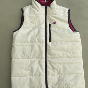 Everest väst storlek 157/164 - Prislapp kvar! Från Everest