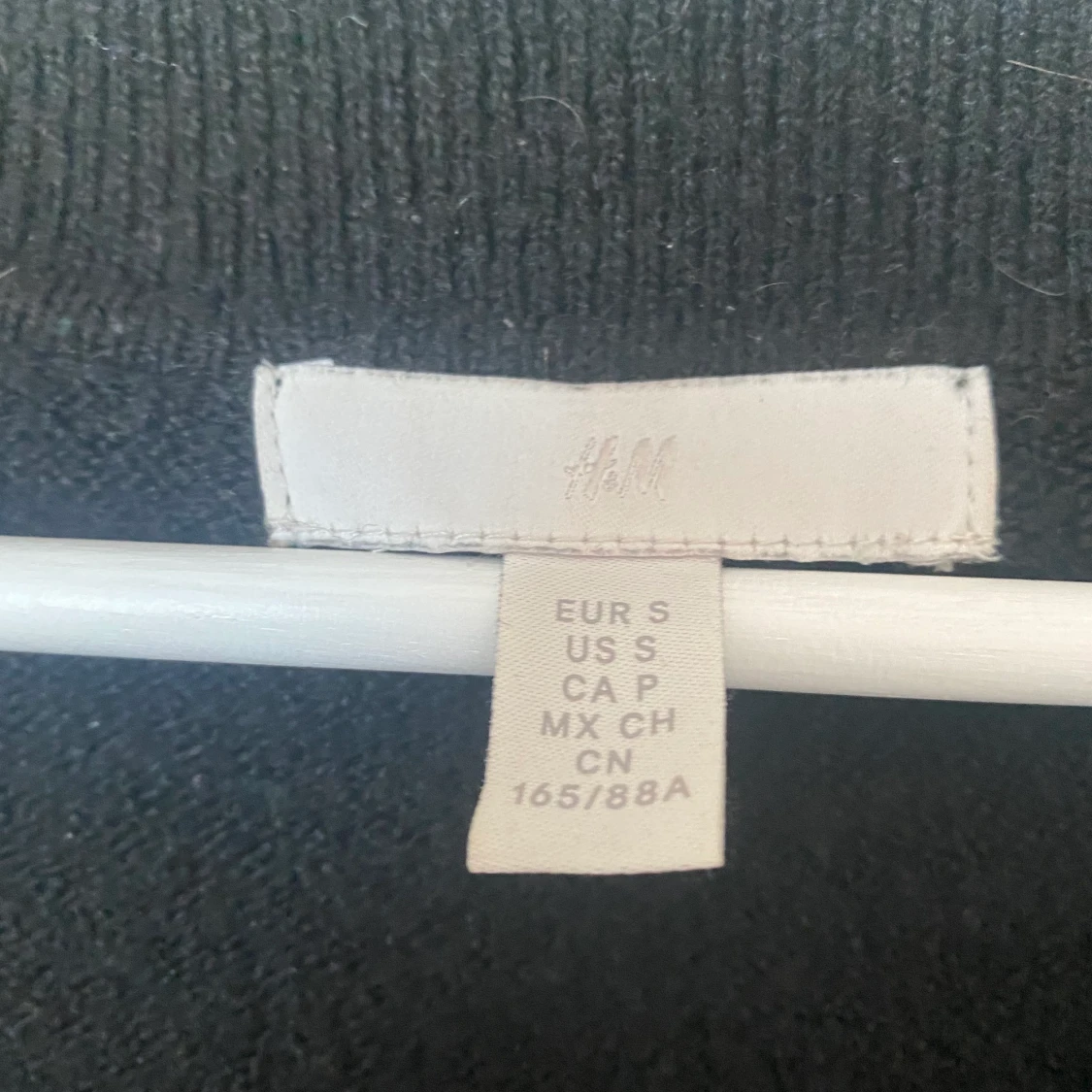 V ringad tröja från hm - 90