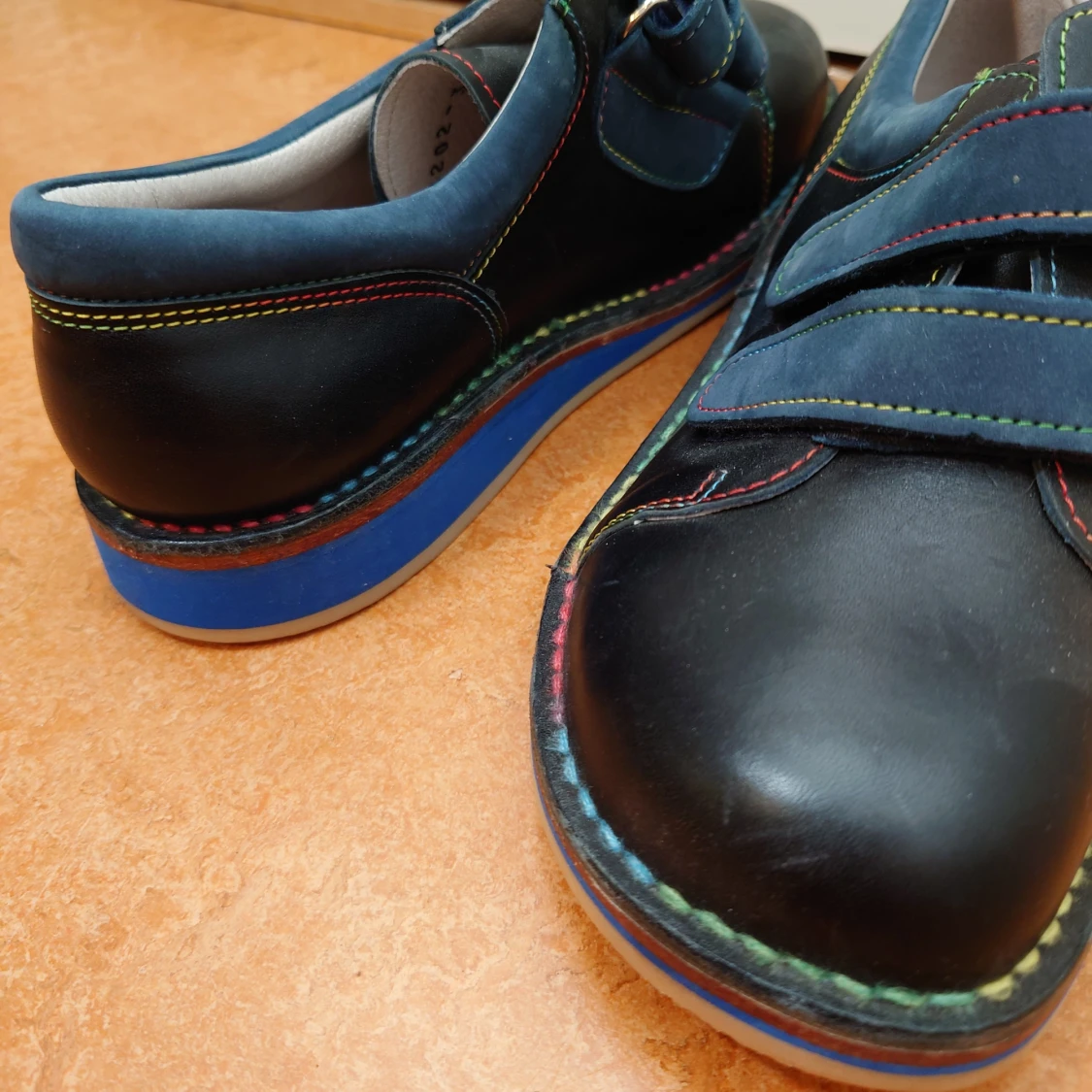 Regnbågsskor - 91