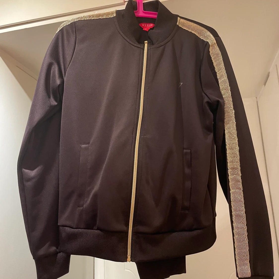 Guess tracksuit