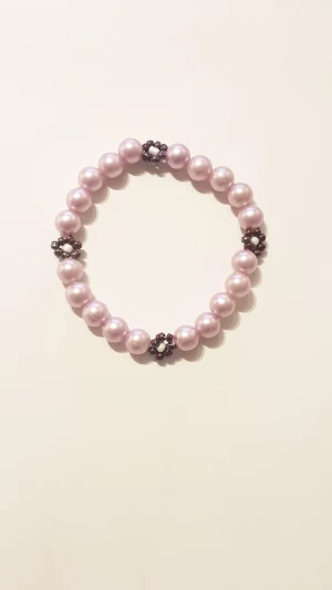 MID SUMMER - Handgjord armband med sommar tema. Passar fint som en present.