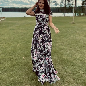 Balklänning, sommarklänning  -  Ida Sjöstedt klänning, blommig, bohemisk 