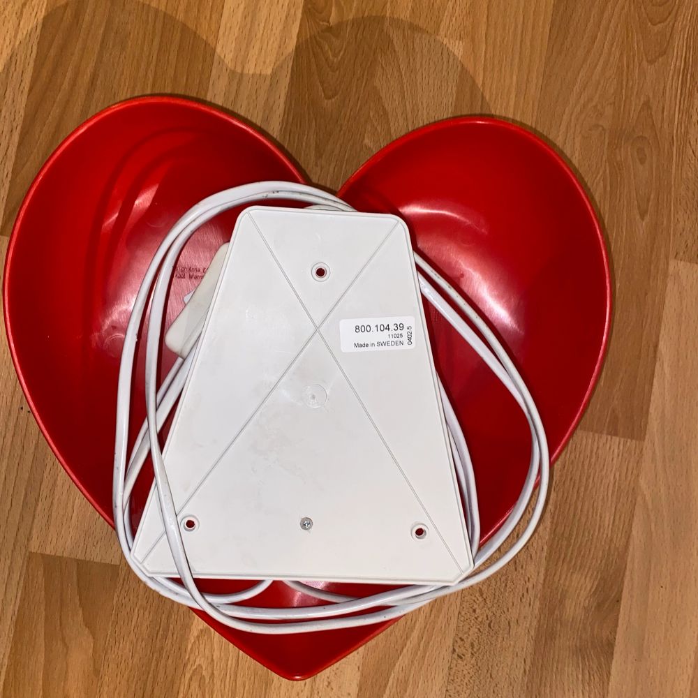 Röd Hjärtformad lampa - IKEA | Plick Second Hand