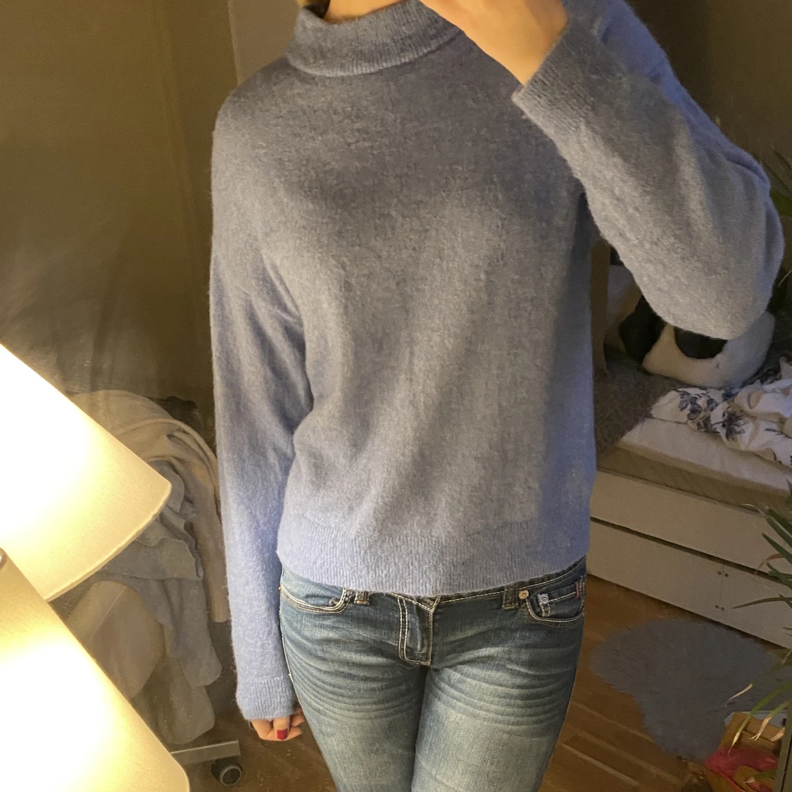 Stickad blå tröja - 91