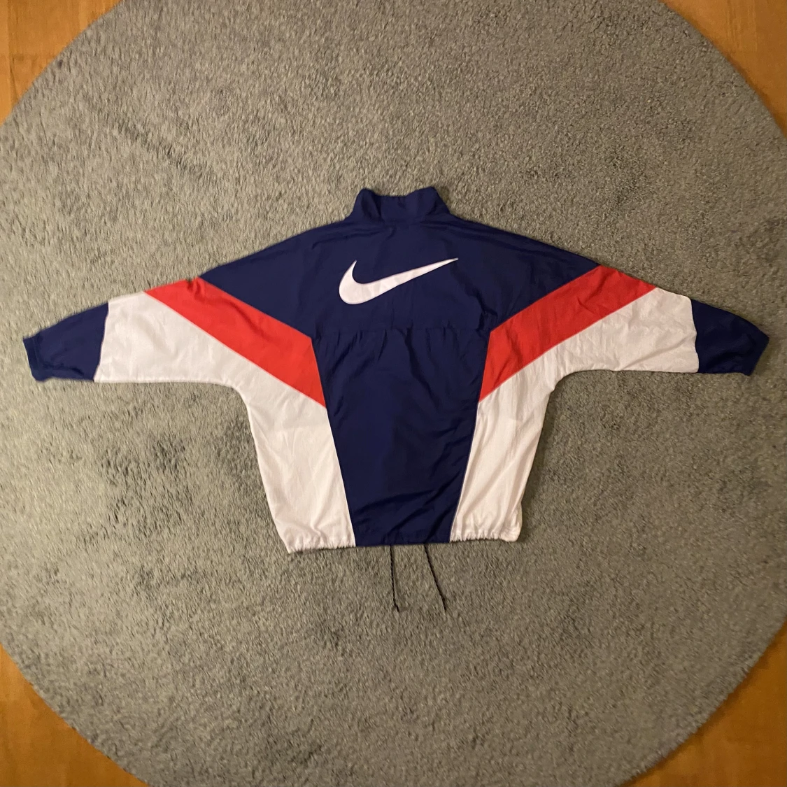 Tunn Nike Vindjacka - 90