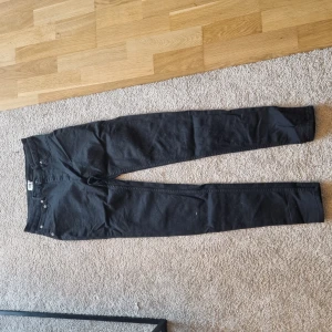 Jeans stl XL - Fint skick använda fåtal gånger