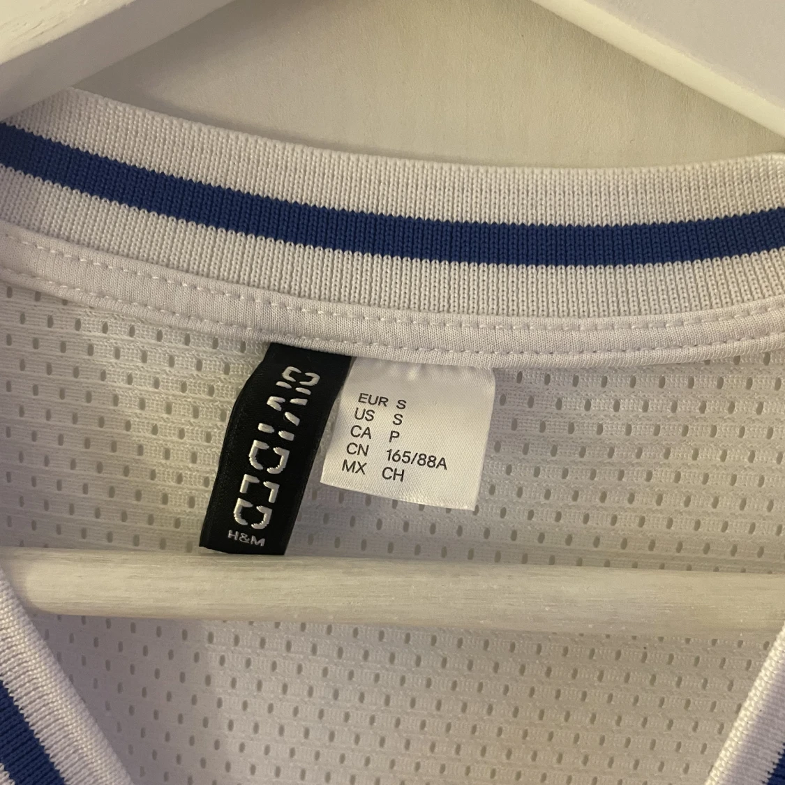 Sporttröja stl. S - 91