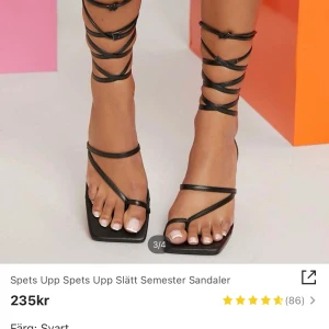 Klackskor - Ett par klackskor från shein som jag använt max 3 gånger i sommar. Det är storlek US8 lite osäker vilken storlek de är i Sverige men skorna passar mig som är en 39.