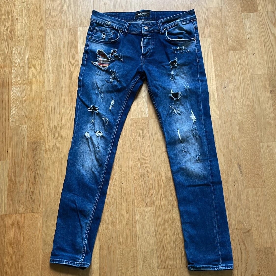 Dsquared2 jeans! 33