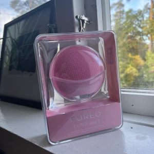 FOREO luna mini - Sprillans ny! Rengör ditt ansikte på bästa sätt  Lätt att ta med sig 