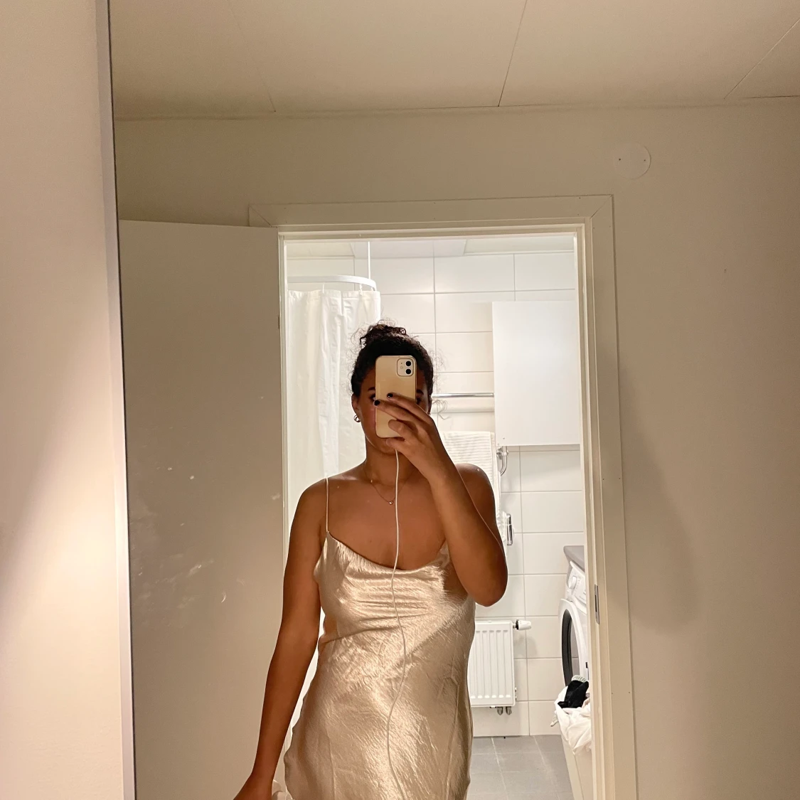 Satin klänning - 91