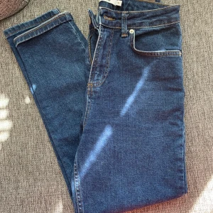 Mom byxor - Från Nakd. Använd men felfri ✨