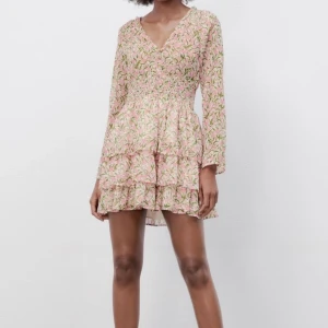 Zara klänning - Helt ny zara klänning!! I storlek s 🫶🏼Köp för 400kr🫶🏼