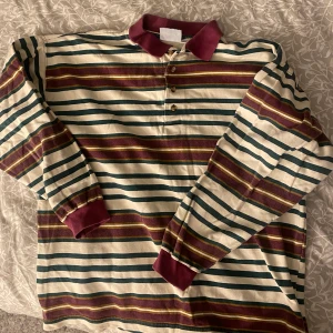 Vintage tröja🫶🏻 - Super söt och mysig vintage tröja, bra material 🥰🫶🏻