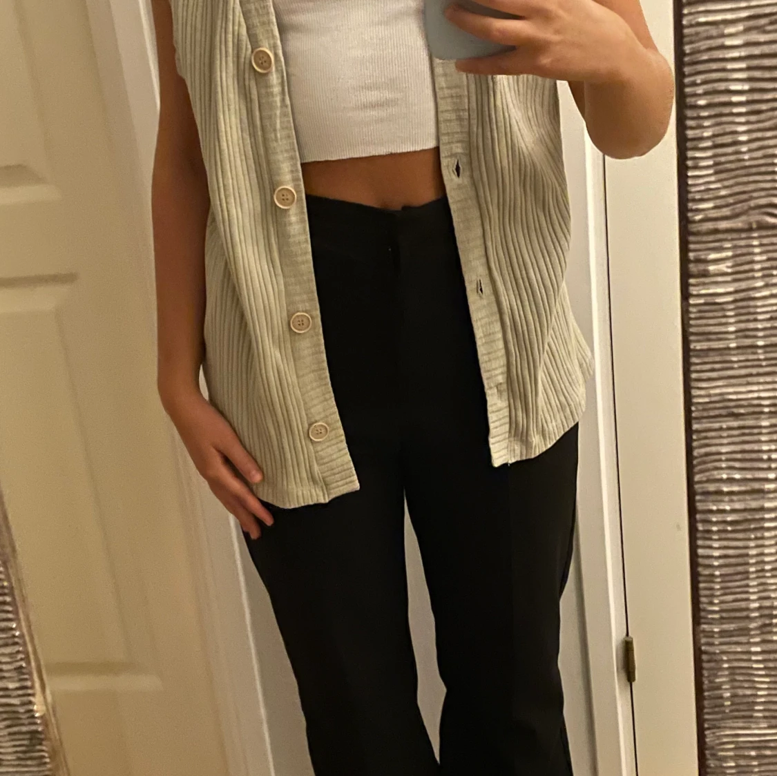 Naturgrön väst i nyskick  - 91