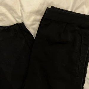 Kostymbyxor  - Använt skick 