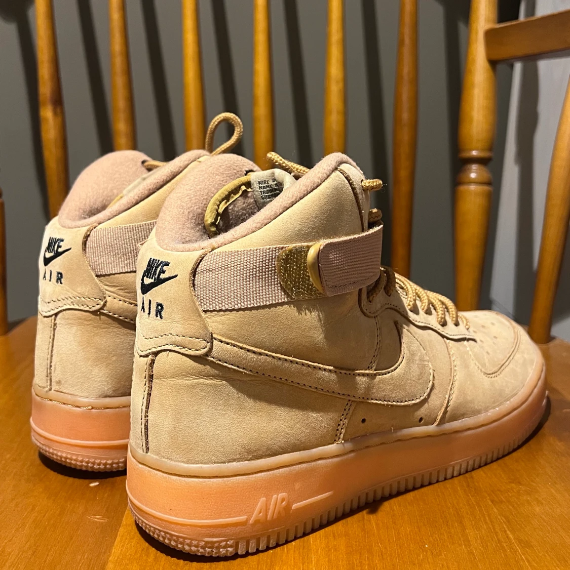 Nike High flax 38,5 - 90