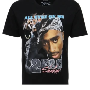 Tupac t shirt - Tupac t shirt storlek xxl aldrit använd Jag kan skicka paketet
