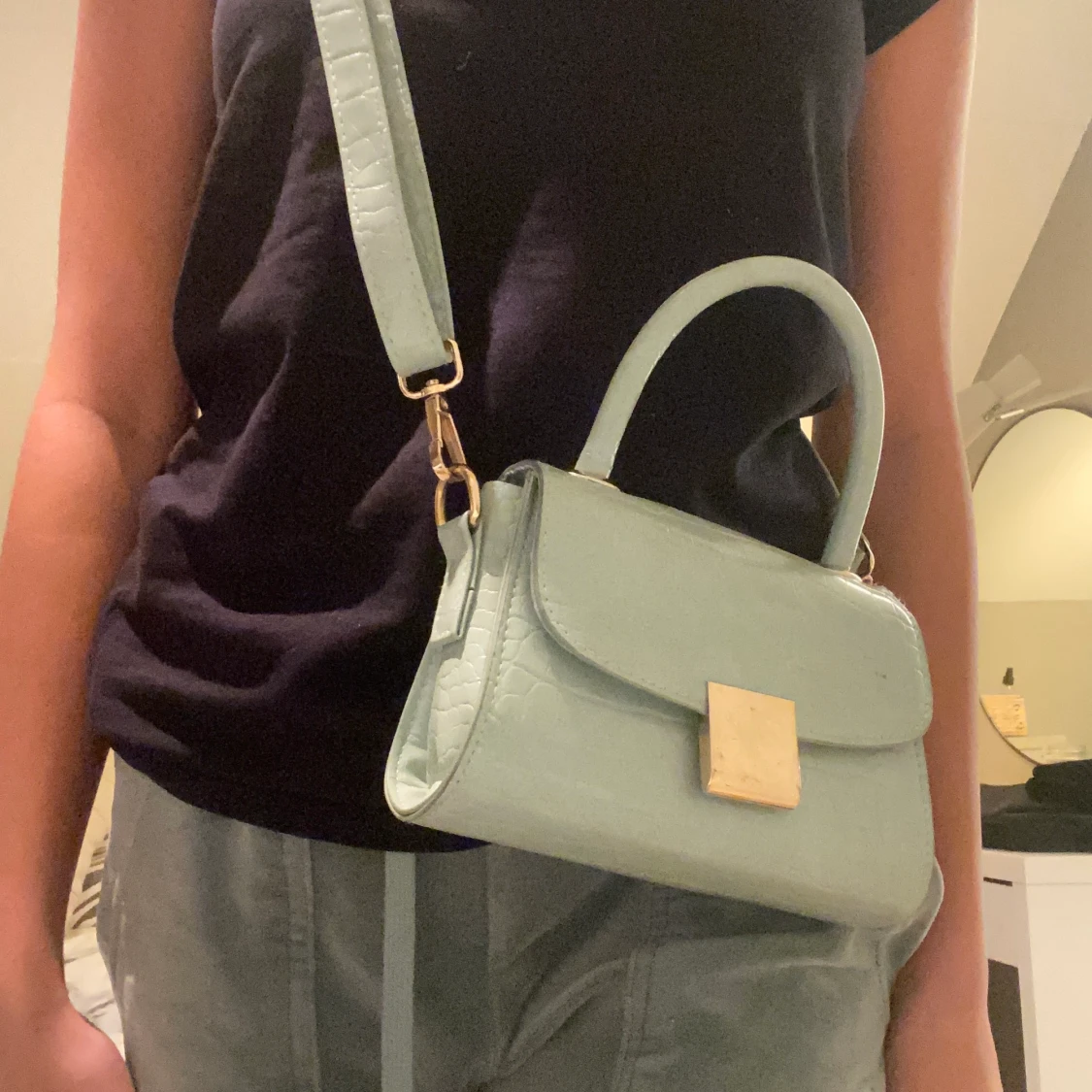 Säljer sjukt snygg väska för bra pris😆