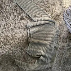En jätte fin grå stickad tröja från SHEIN 🌸