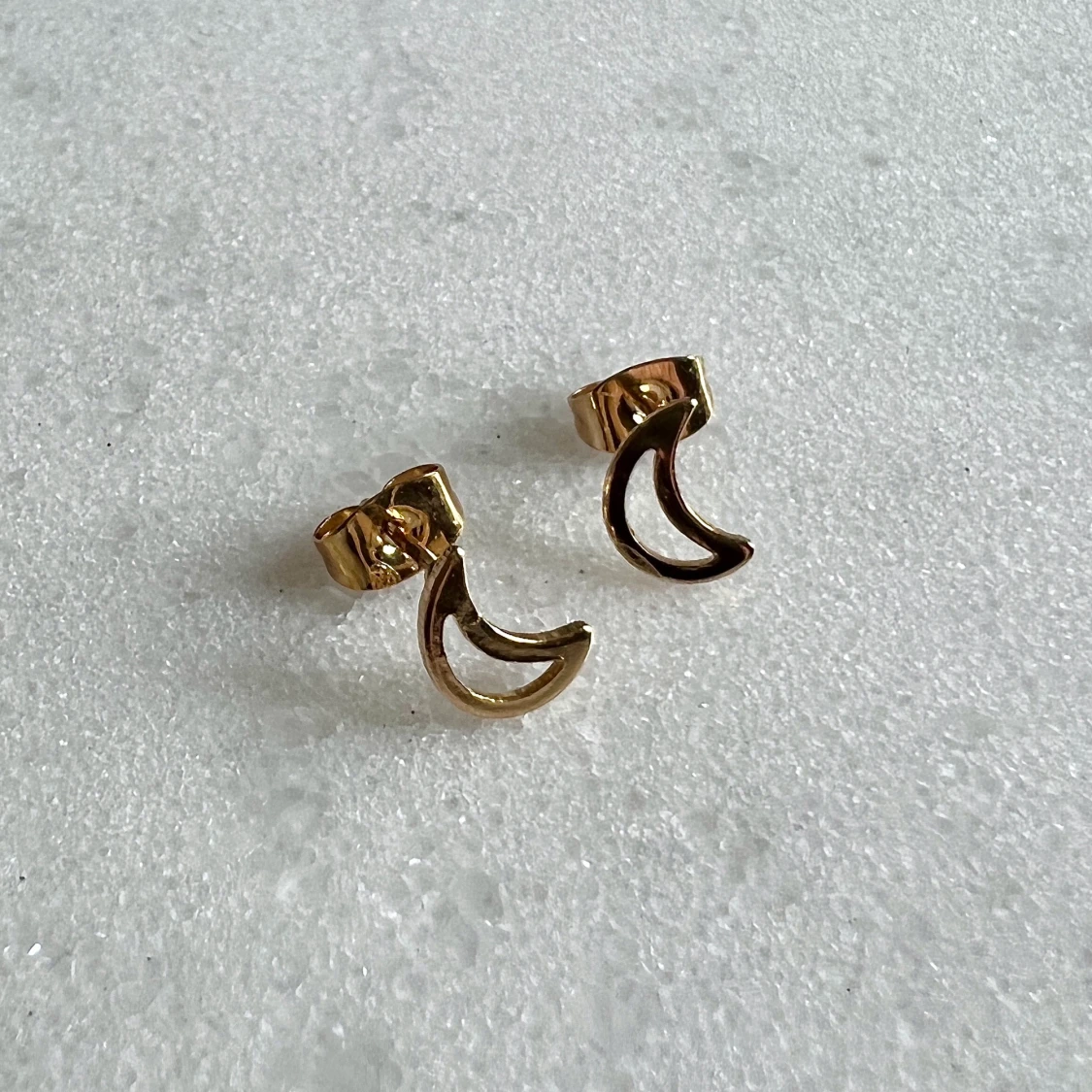 Örhängen måne - 1