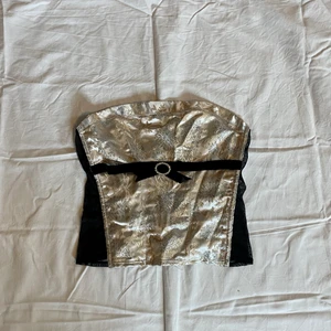 Korsett - Jättefin korset i storlek S 75kr + frakt  💕