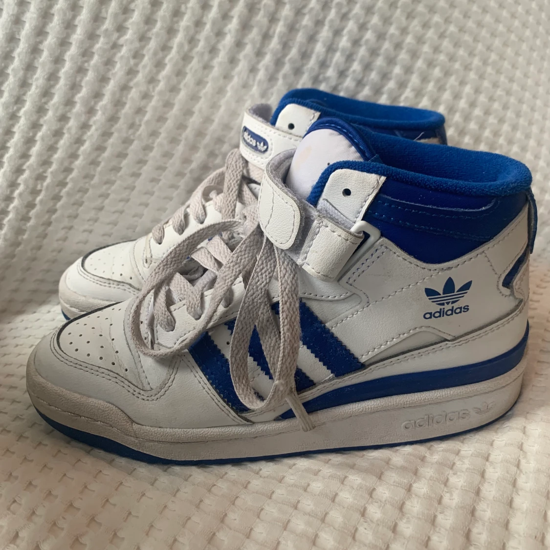 Adidas forum mid strl 36