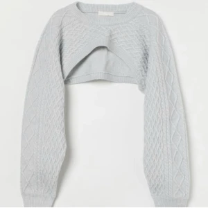 Ljusblå bolero - Säljer denna superfina ljusblå boleron från H&M!💗