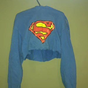 Superman hoodie  - Välanvänd, dam storlek s, 
