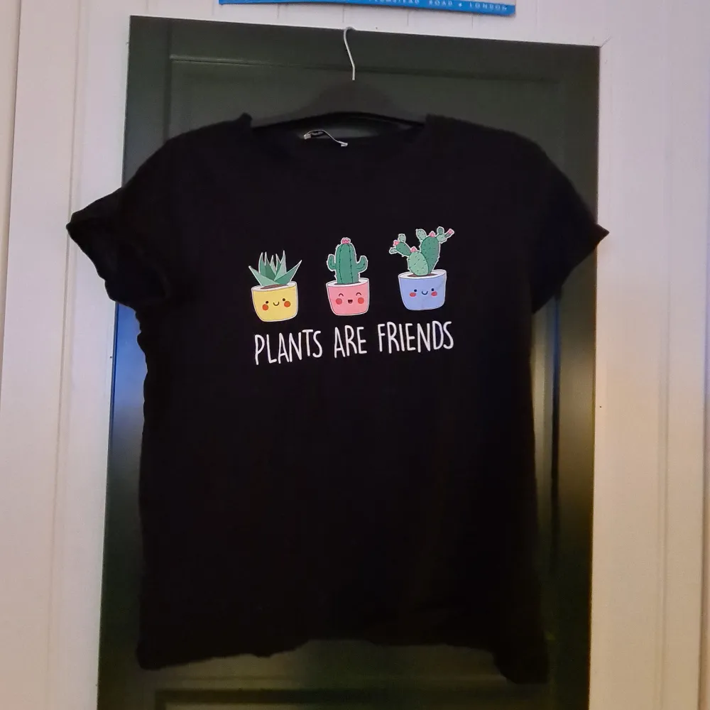 Jättesöt pyjamaströja, använd typ en gång.. T-shirts.