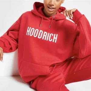 Hoodrich  - Superfin hoodie från hoodrich, köpt från JD