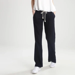 Roxy linnebyxor  - Roxy linnebyxor köpta på zalando. Använda endast 1 gång.