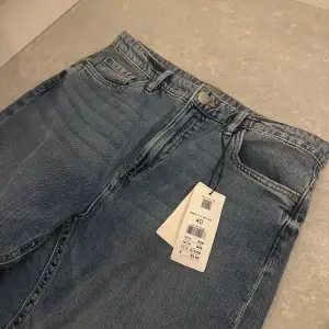 Nya straight jeans från Kappahl. 