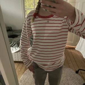 Randig tröja  - Fin randig tröja i najs material