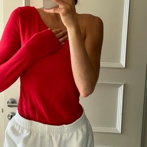 Nelly - Body från Nelly som aldrig använts  Storlek S men passar också M