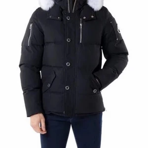 Moose knuckles  - Hej söker moose knuckles jacka i Uppsala helst storlek S