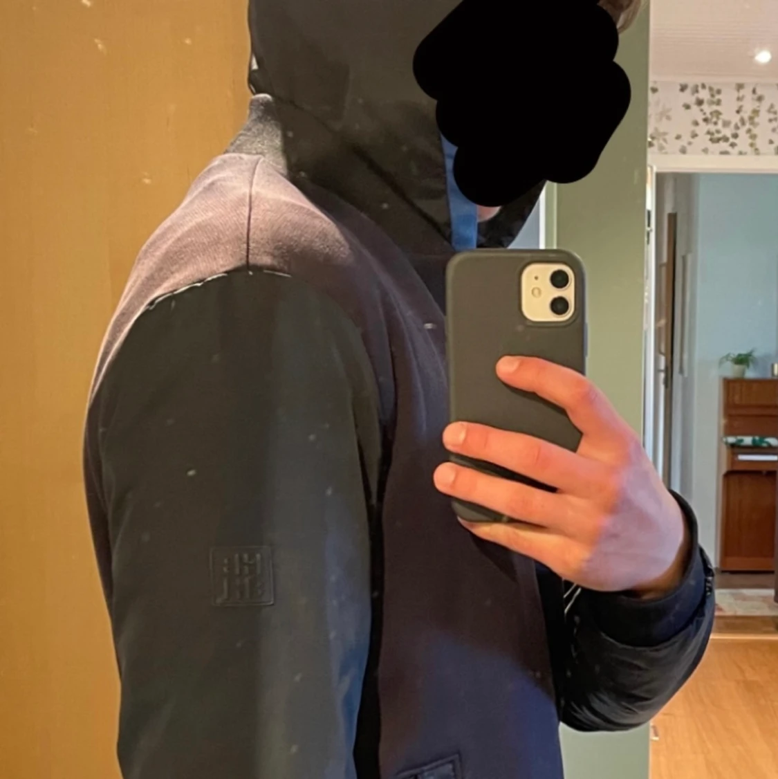 Hugo Boss jacka - 91