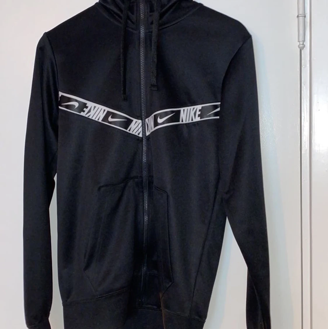 Nike Repeat Hoodie / Herr XS