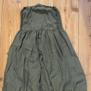 Grön klänning  - Grön snygg klänning 