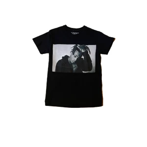 XXXTentacion Skins T-Shirt - XXXTentacion Skins Merch Köpt från hans sida  Använt 3x  Storlek Small