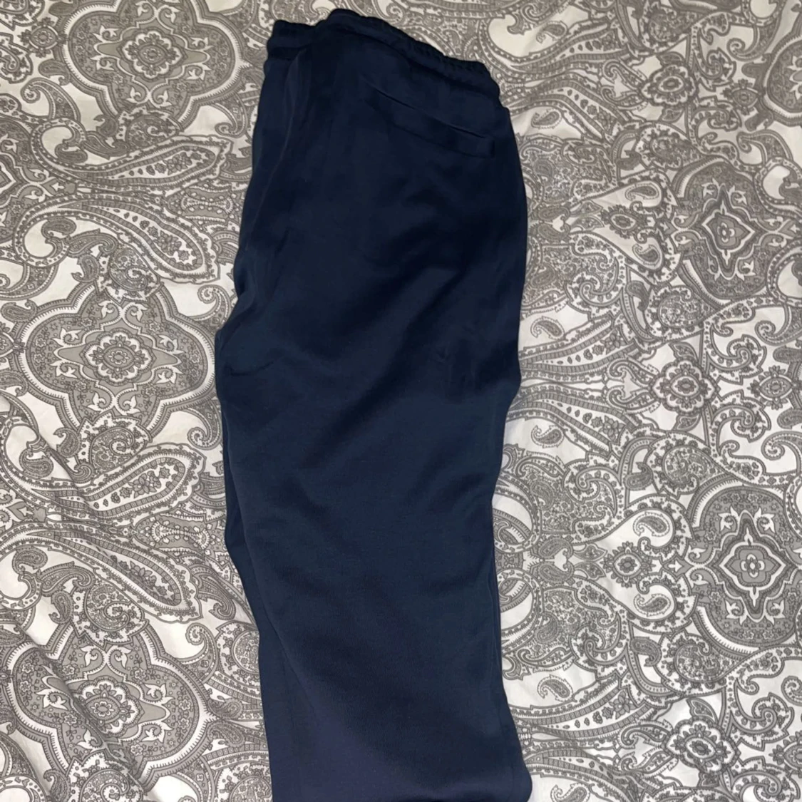 Hugo Boss byxor - 90