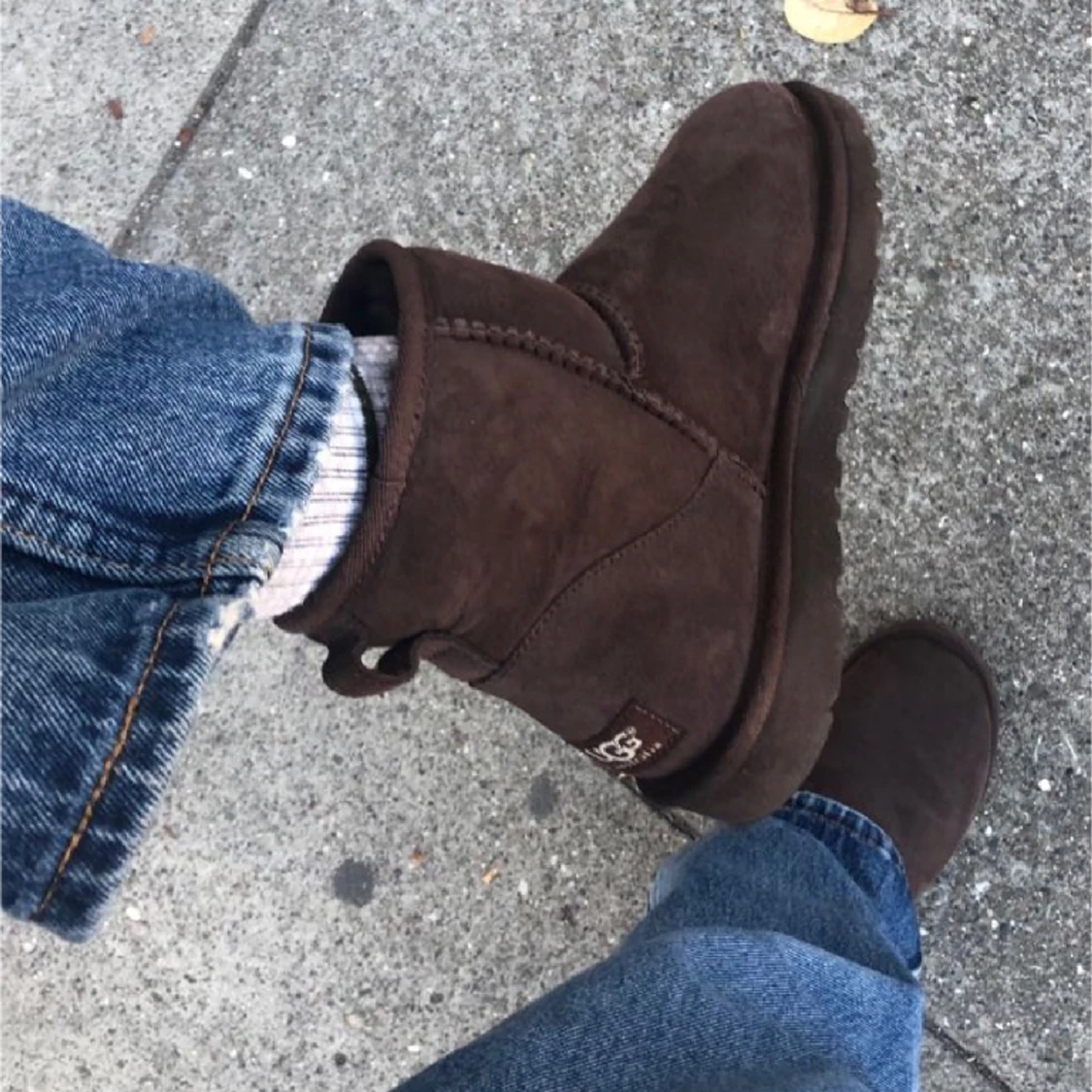 UGG Mini Darkbrown