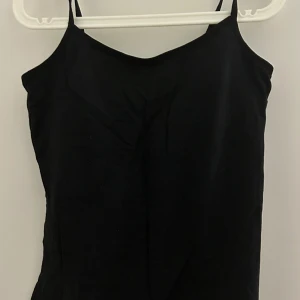 Race Marine linnen 3st  - Domhär kan säljas separat eller tillsammans, 90kr styck.  Dom tvättas och stryks innan de blir iväg skickade. Sitter fint och håller värme.