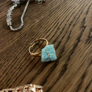 Kristallturkos ring - Superfin🥰😍gratis frakt