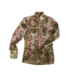 Skjorta  - Svin cool skjorta med ett unikt mönster! Materialet är tunt och luftigt💚 det står ingen storlek men jag skulle säga att den är S-M