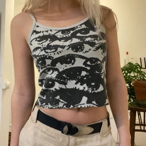 Linne brandy melville  - Coolt linne! 👀