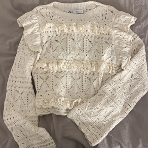 Zara stickad - Aldrig använd! Från zara💗