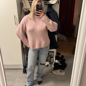 Jeans  - Säljer nu dessa jeans från gina! I bra skick och i storlek 36. Pris: 100 kr