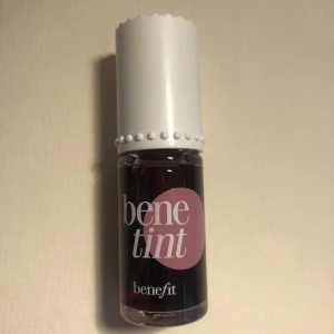 Benetint 6 ml - Testad en gång. Nypris är 279 kr. Skriv om du har frågor😊💕