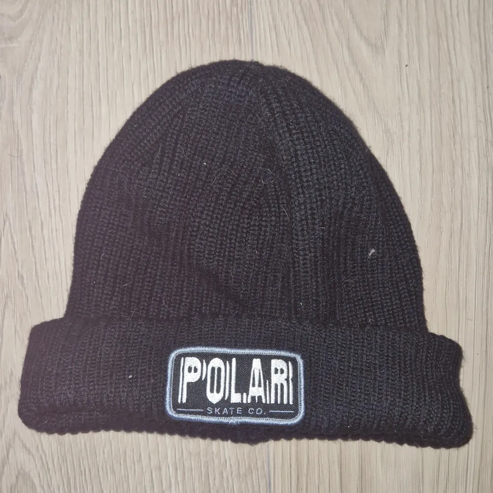 Polar beanie aldrig använd, dma om du vill ha bild refrens för storlek. Accessoarer.